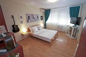 Apartment Elvis